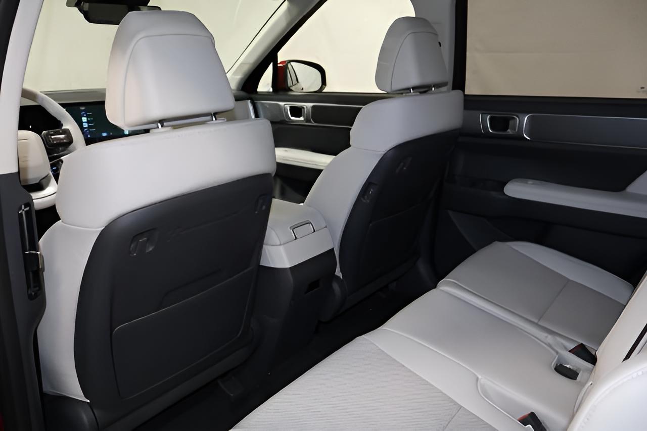 2027 Hyundai SANTA FE SEL AWD