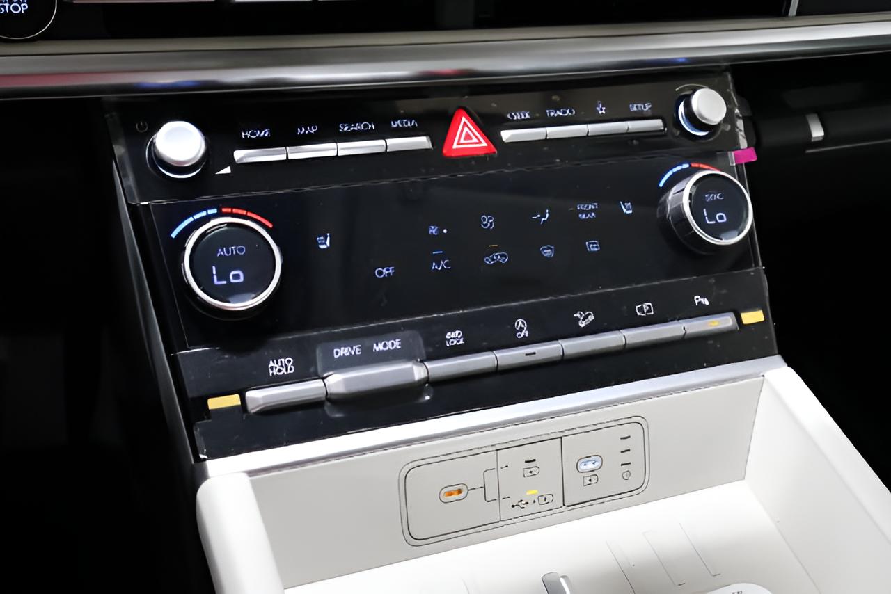 2027 Hyundai SANTA FE SEL AWD