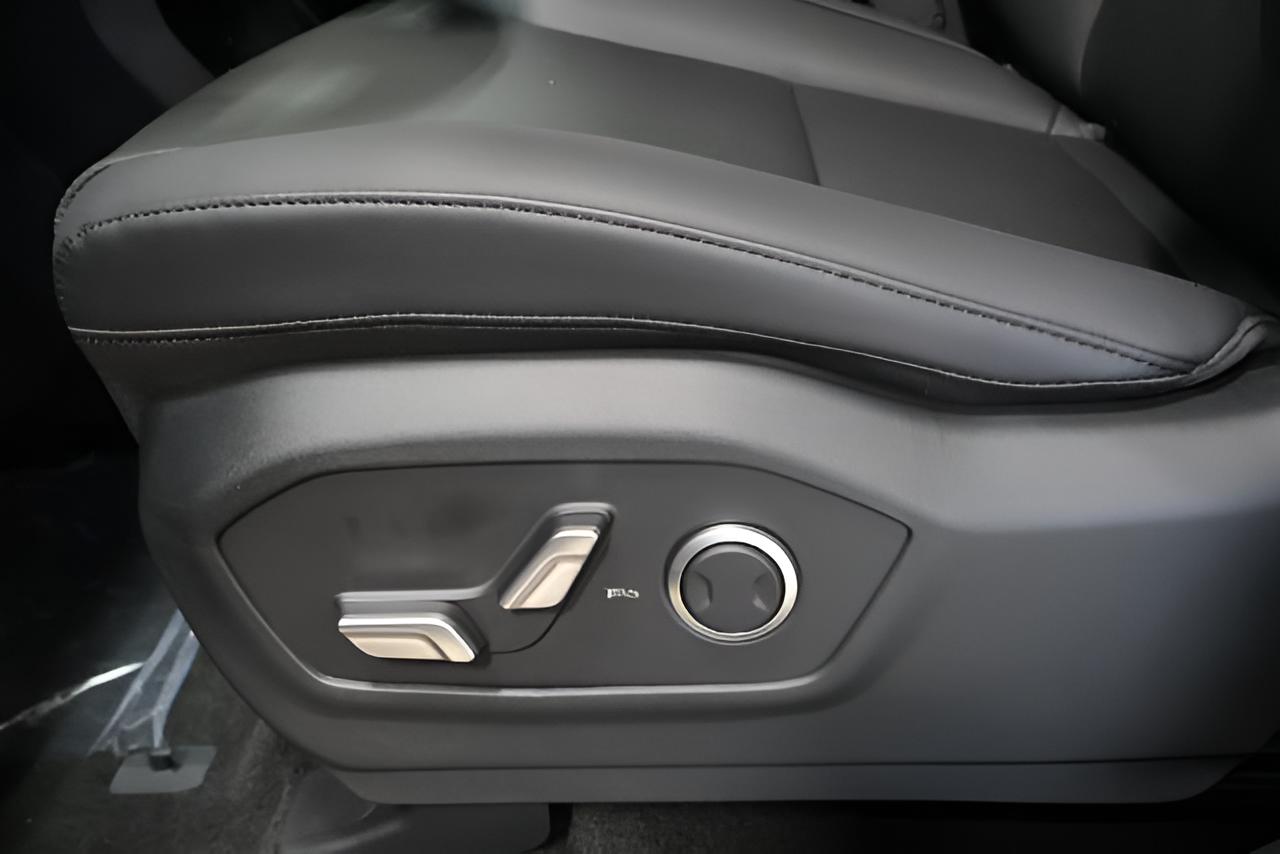 2027 Hyundai SANTA FE SEL AWD