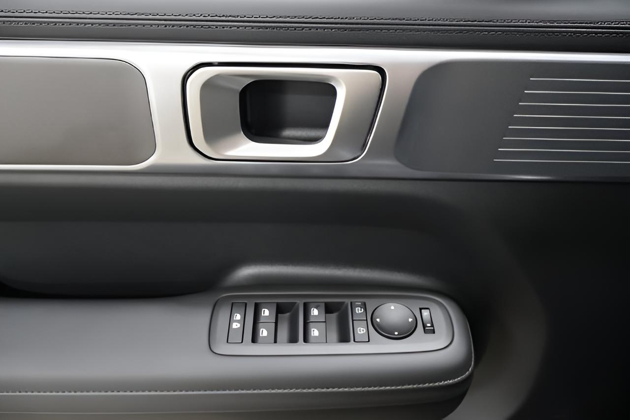 2027 Hyundai SANTA FE SEL AWD