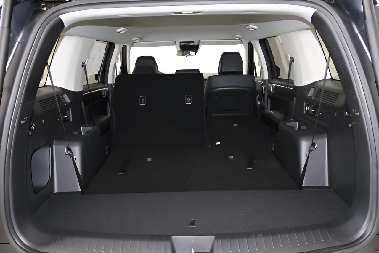 2027 Hyundai SANTA FE SEL AWD