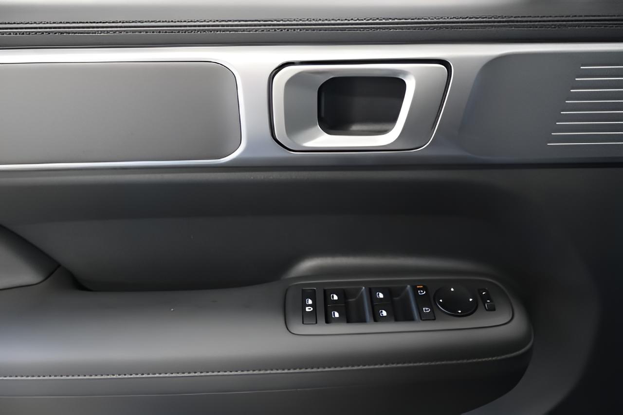 2027 Hyundai SANTA FE SEL AWD