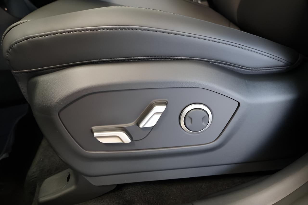 2027 Hyundai SANTA FE SEL AWD
