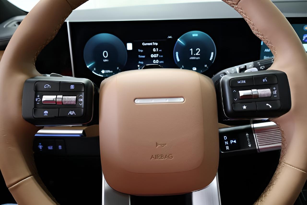 2027 Hyundai SANTA FE HYBRID Limited 6P AWD