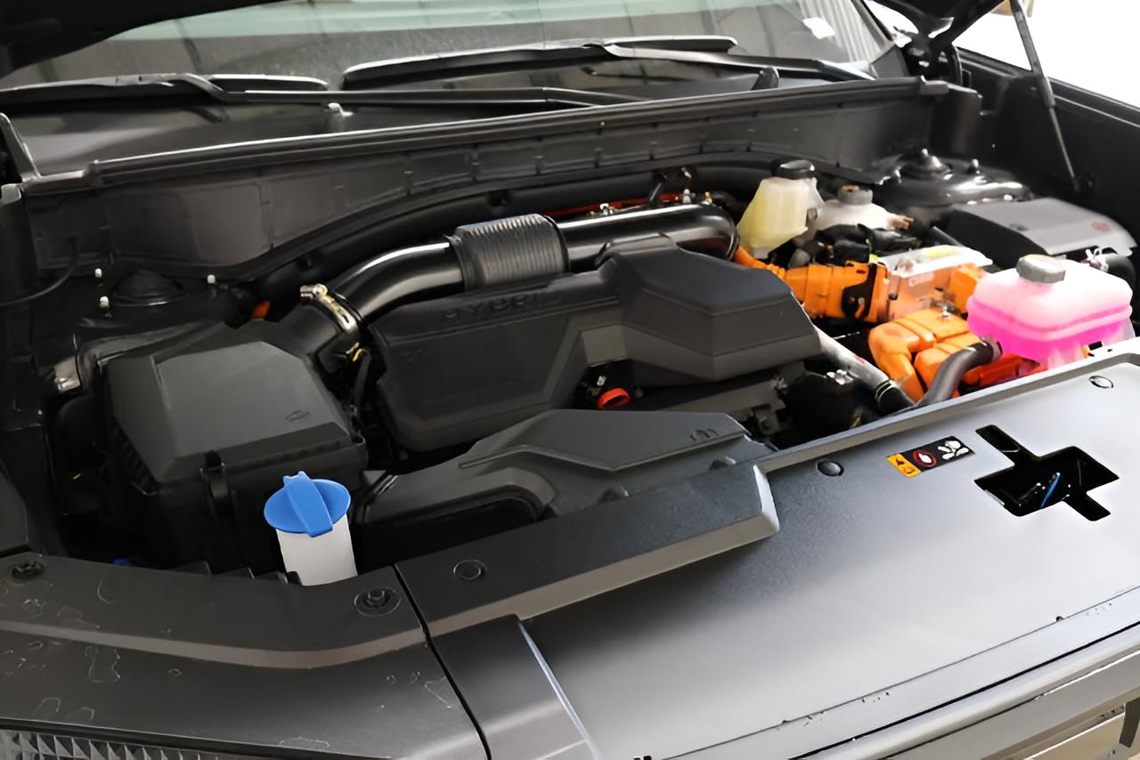 2027 Hyundai SANTA FE HYBRID Limited 6P AWD