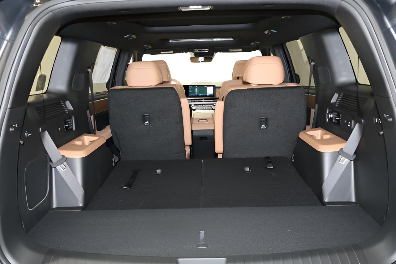 2027 Hyundai SANTA FE HYBRID Limited 6P AWD
