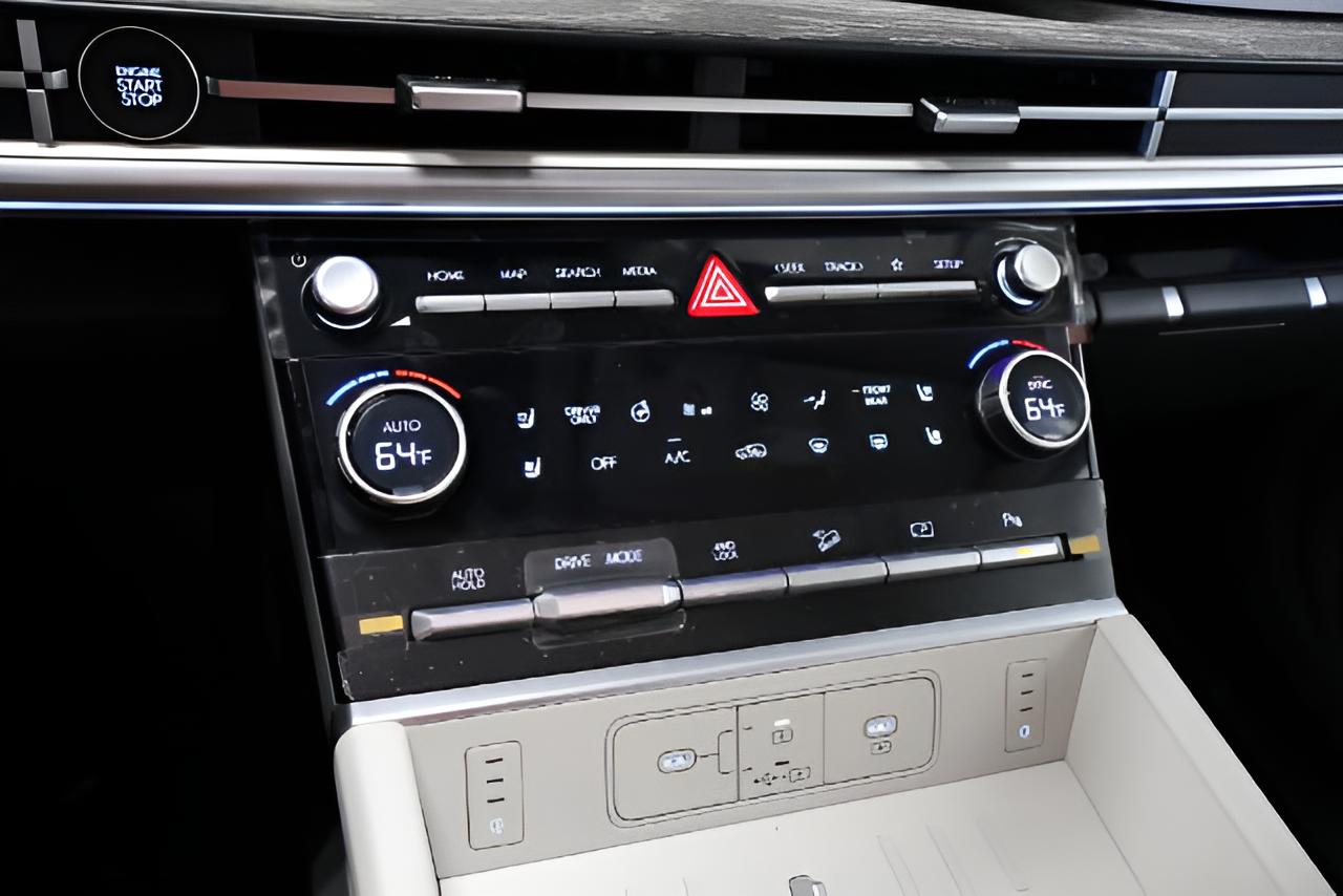 2027 Hyundai SANTA FE HYBRID Limited 6P AWD