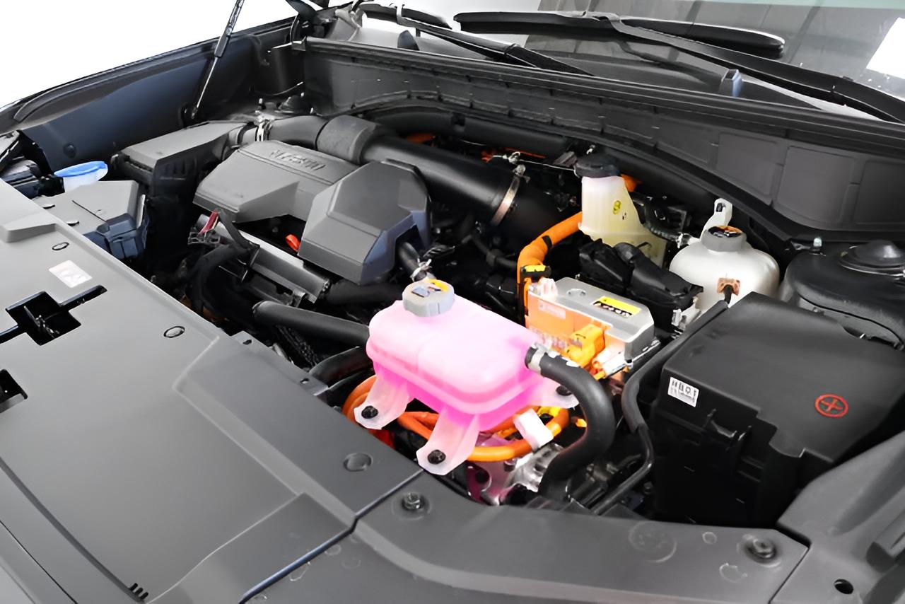 2027 Hyundai SANTA FE HYBRID Limited 6P AWD
