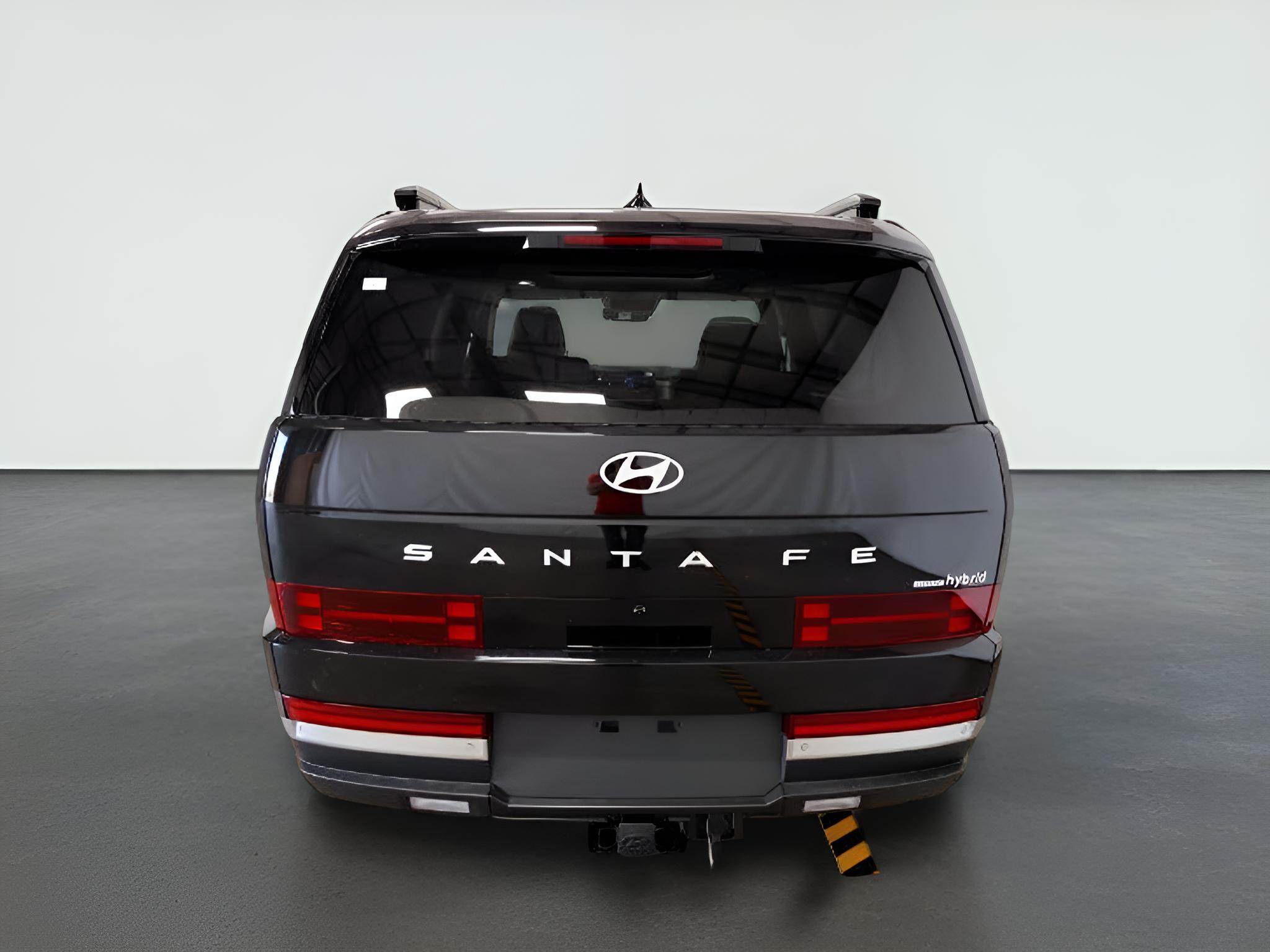 2027 Hyundai SANTA FE HYBRID Limited 6P AWD