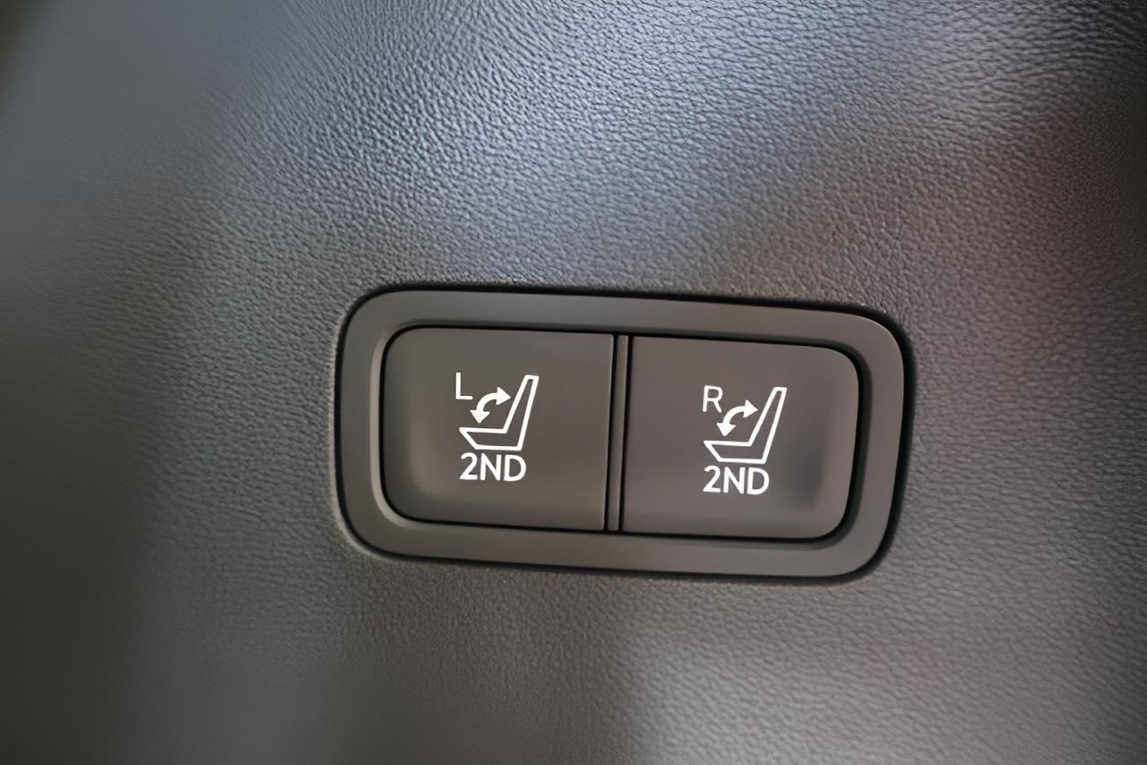 2027 Hyundai SANTA FE HYBRID Limited 6P AWD