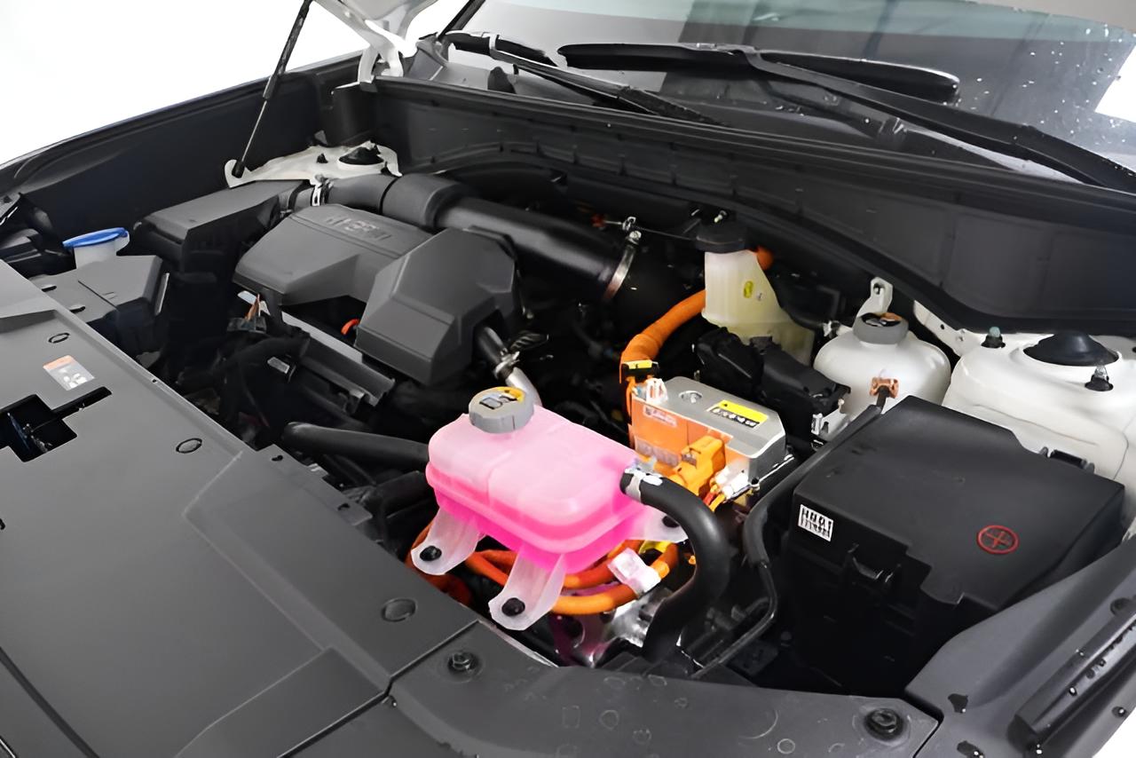 2027 Hyundai SANTA FE HYBRID Limited 6P AWD