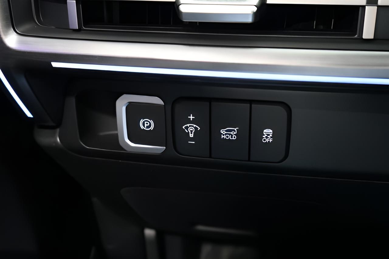 2027 Hyundai SANTA FE Limited 6P AWD