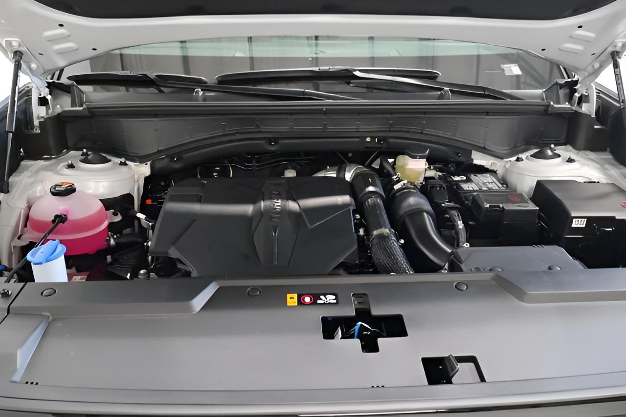 2027 Hyundai SANTA FE Limited 6P AWD