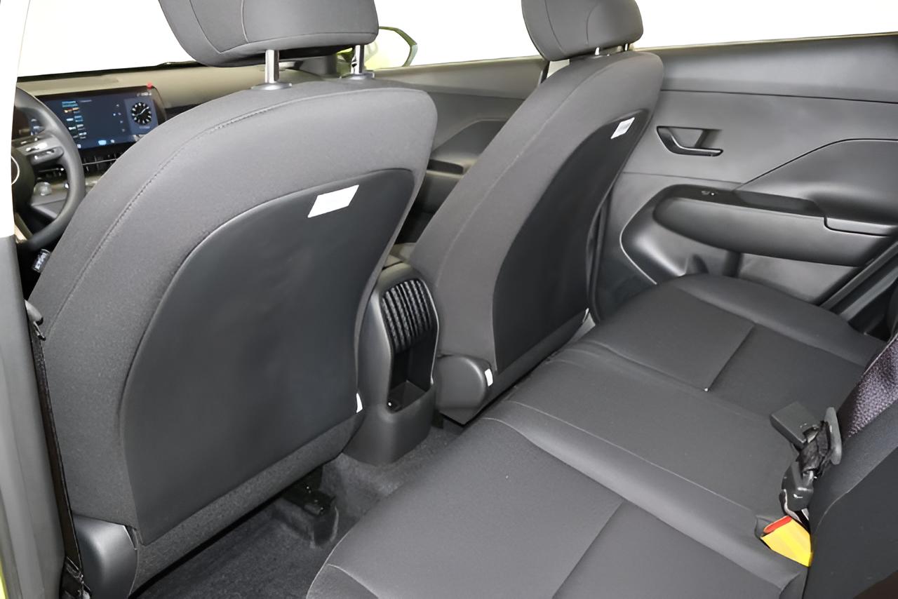 2027 Hyundai KONA SE AWD