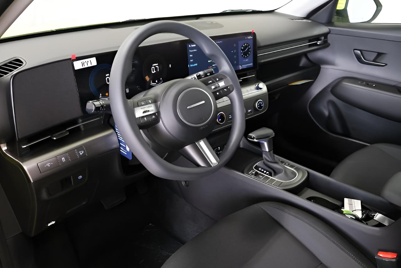 2027 Hyundai KONA SE AWD