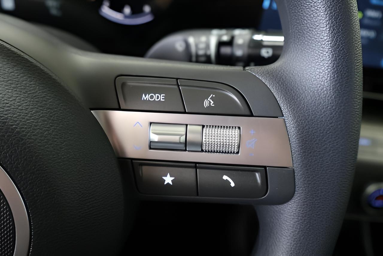 2027 Hyundai KONA SE AWD