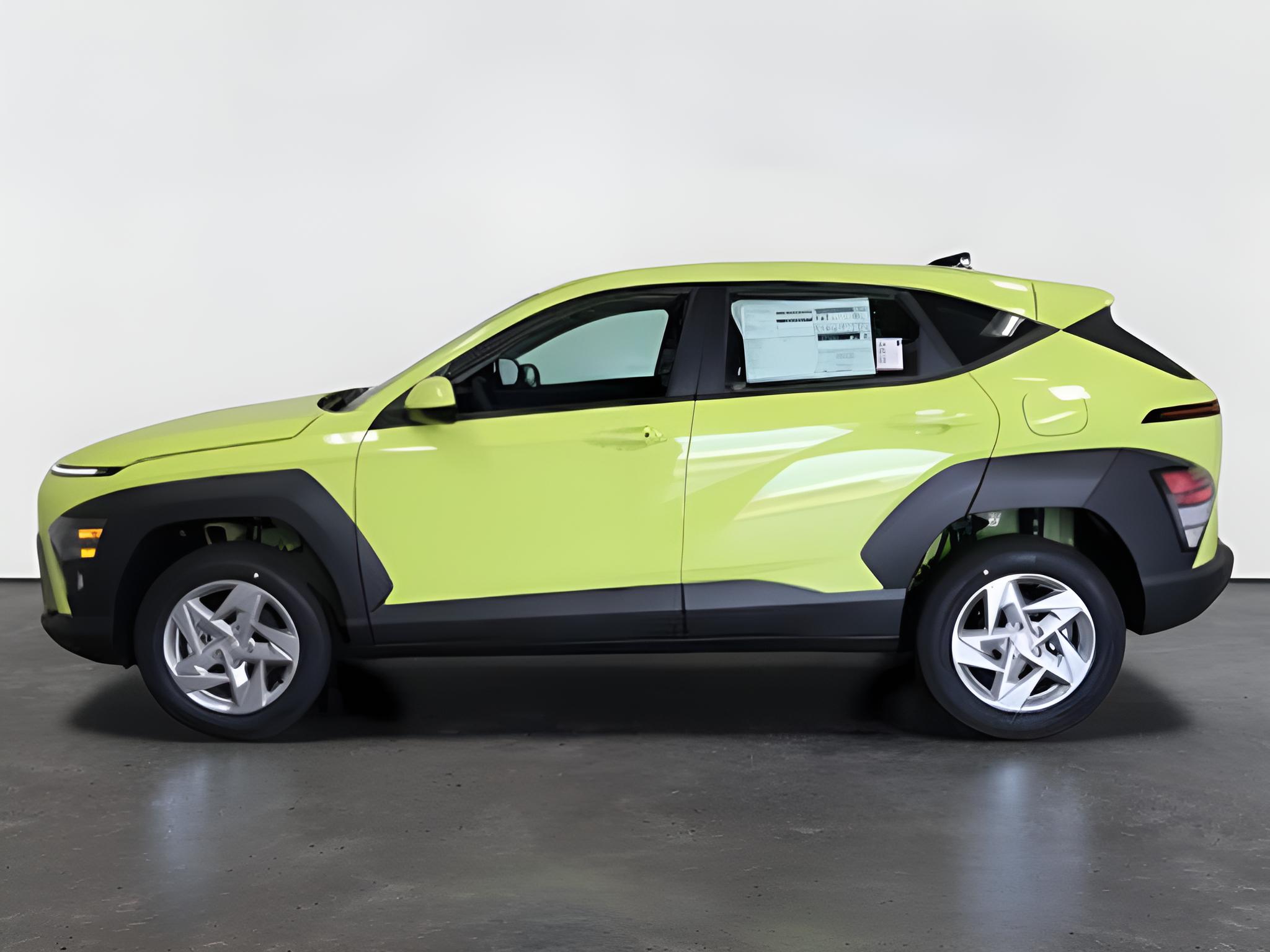 2027 Hyundai KONA SE AWD