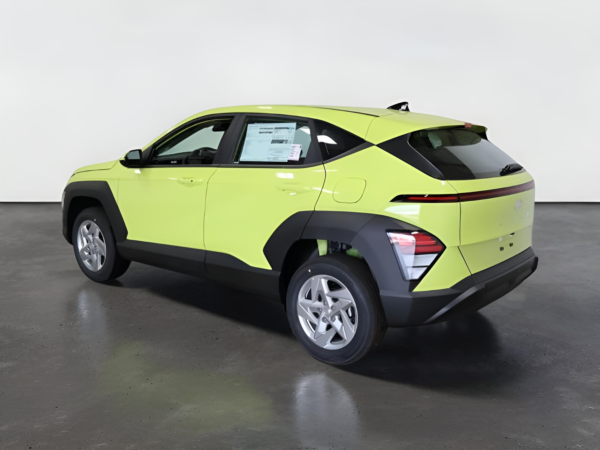 2027 Hyundai KONA SE AWD