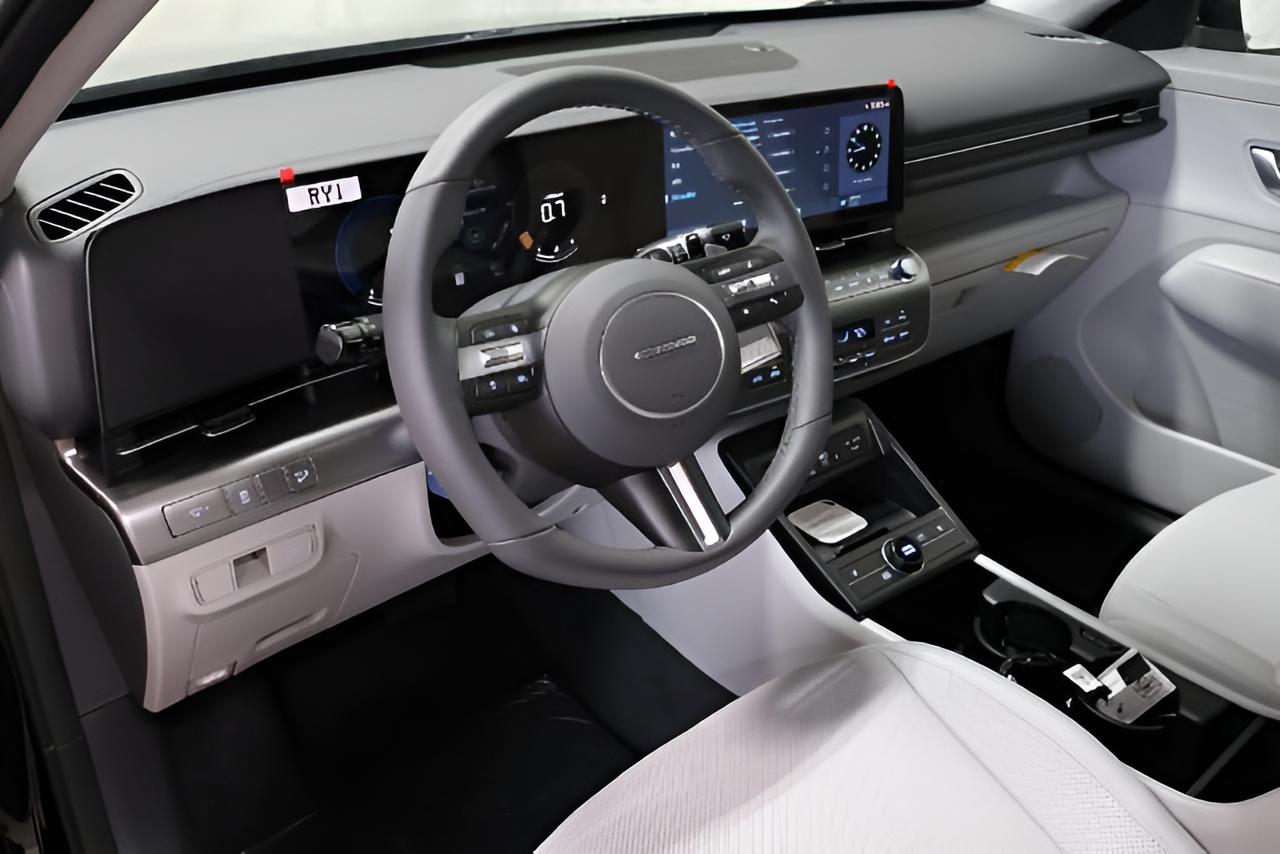 2027 Hyundai KONA SEL Premium FWD