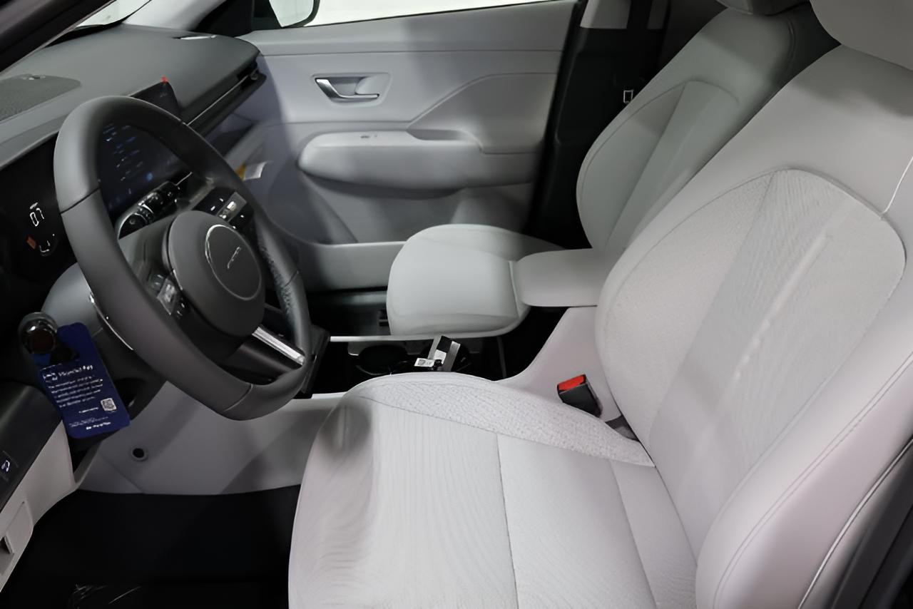 2027 Hyundai KONA SEL Premium FWD