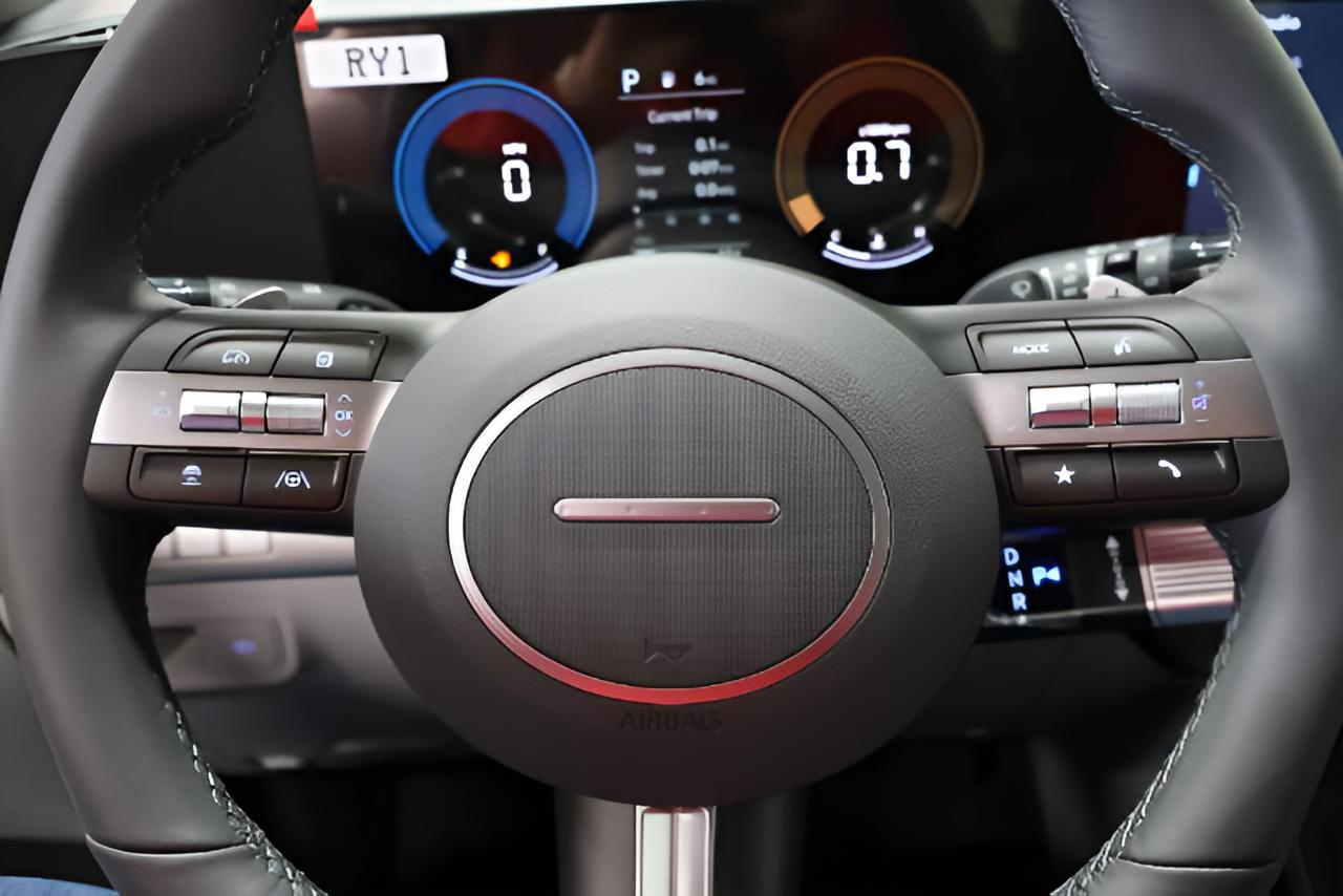 2027 Hyundai KONA SEL Premium FWD