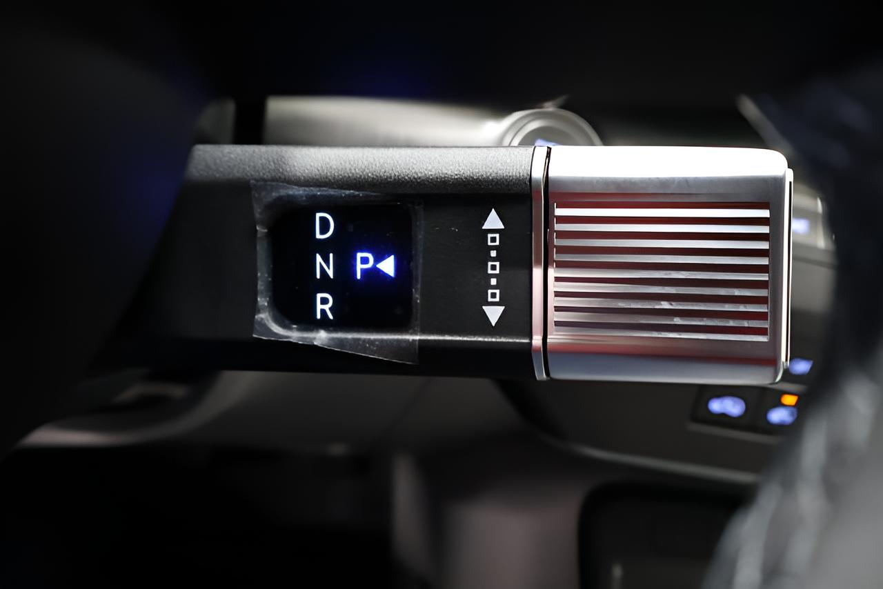 2027 Hyundai KONA SEL Premium FWD