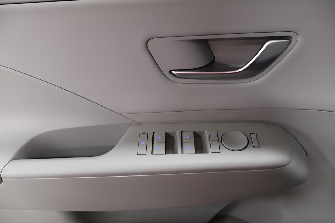 2027 Hyundai KONA SEL Premium FWD
