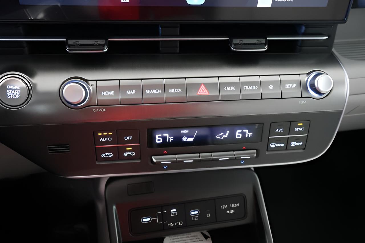2027 Hyundai KONA SEL Premium FWD