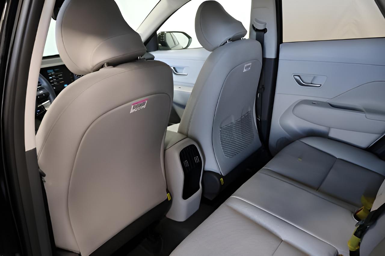 2027 Hyundai KONA SEL Premium FWD