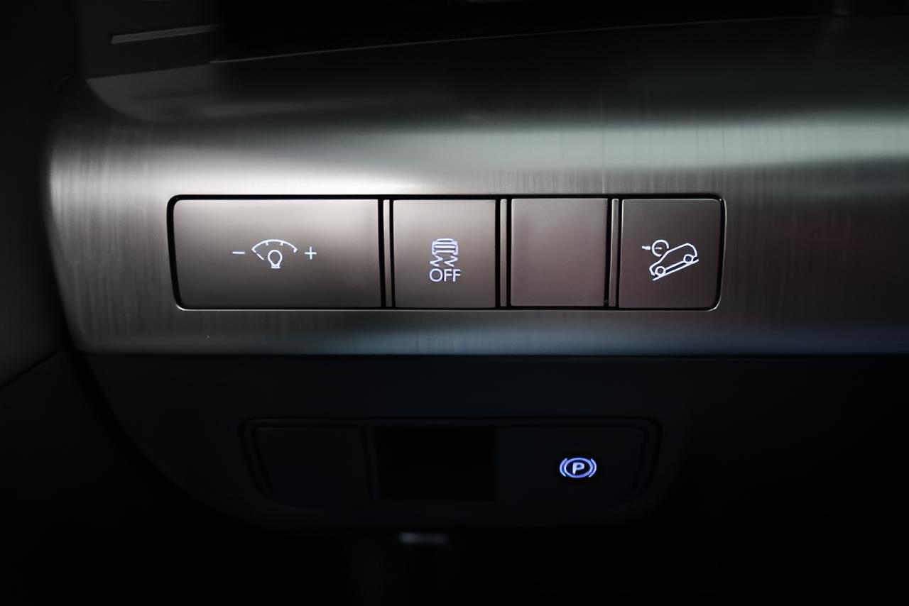 2027 Hyundai KONA SEL Premium FWD