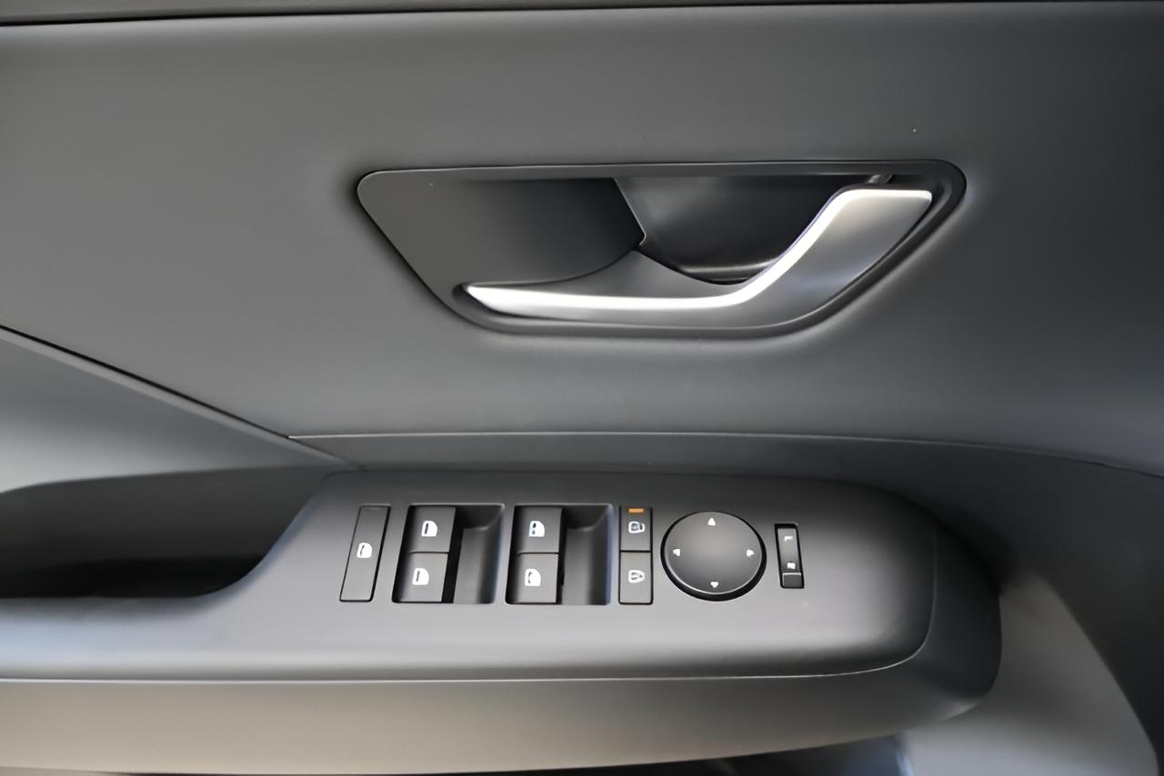 2027 Hyundai KONA Limited FWD