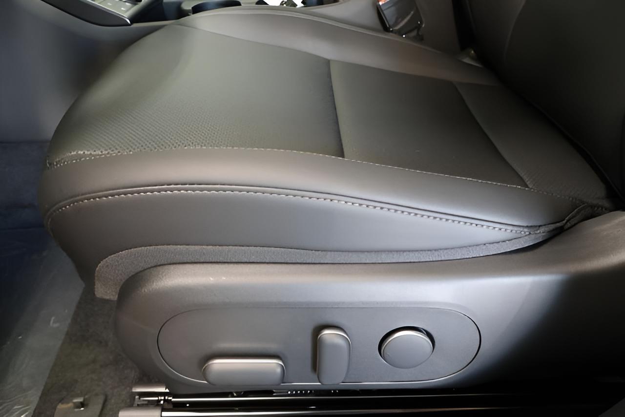 2027 Hyundai KONA Limited FWD