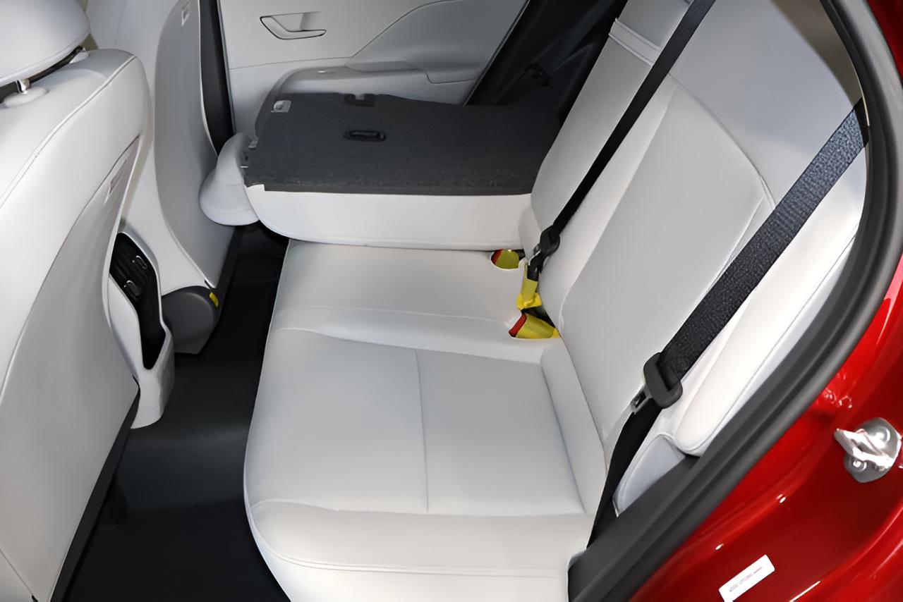 2027 Hyundai KONA SEL Sport FWD