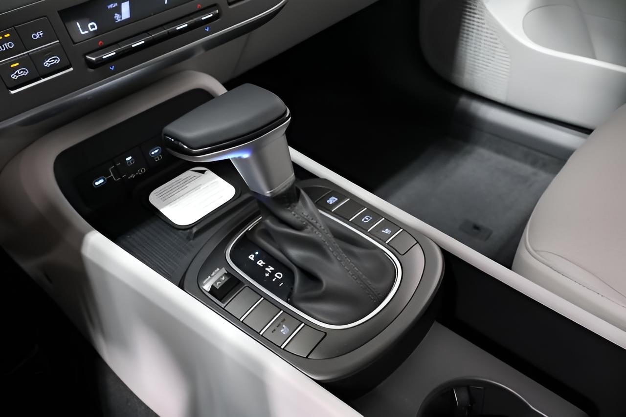 2027 Hyundai KONA SEL Sport FWD