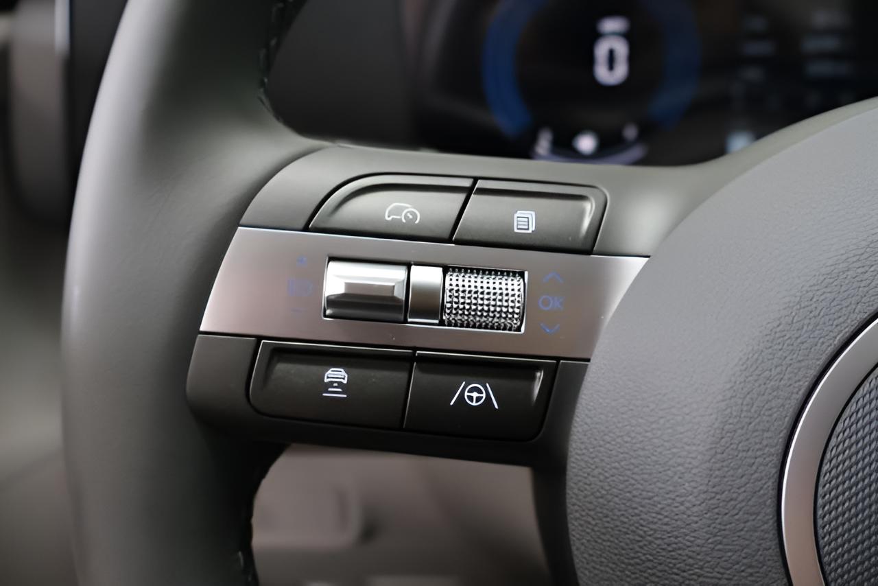 2027 Hyundai KONA SEL Sport FWD