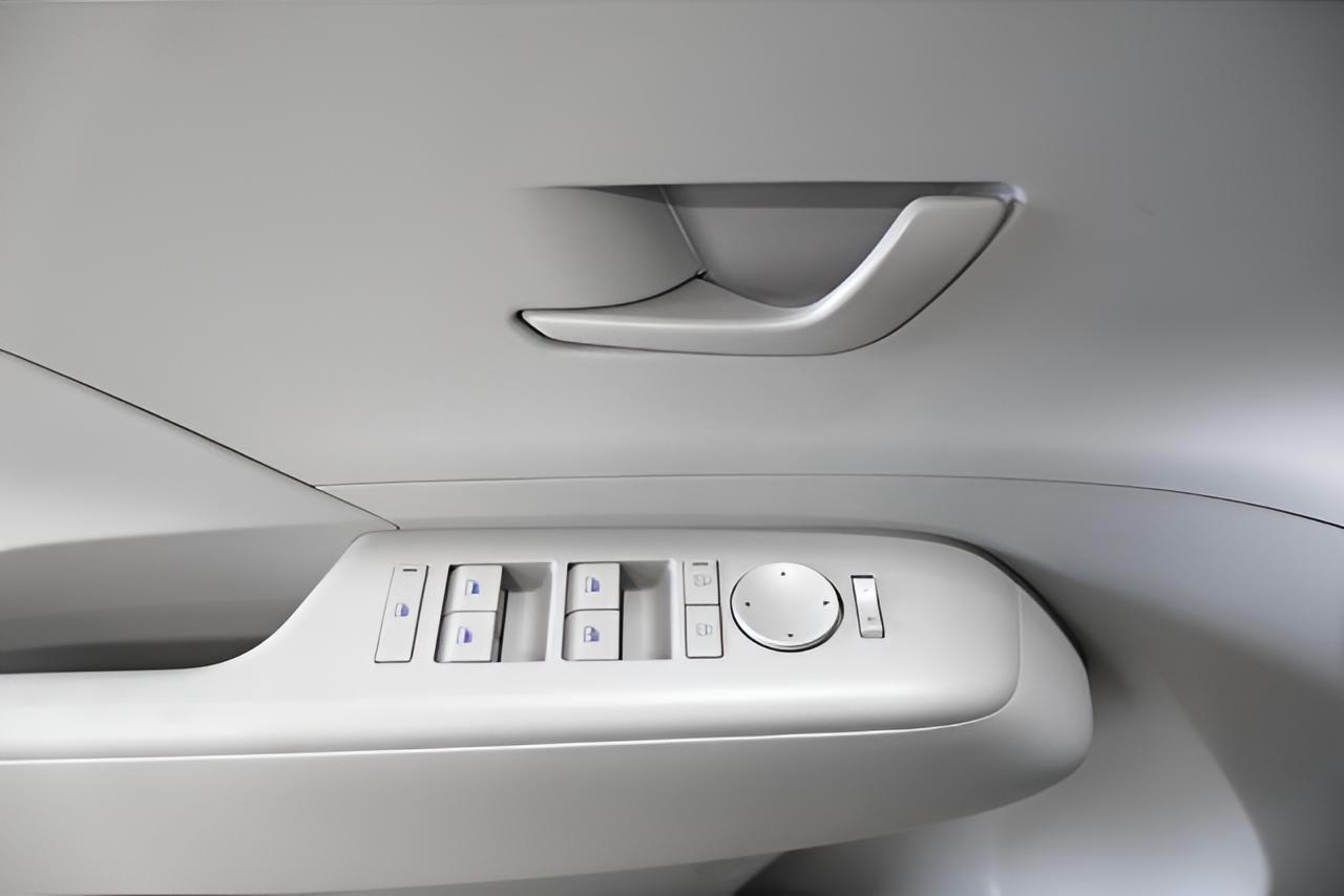 2027 Hyundai KONA SEL Sport FWD