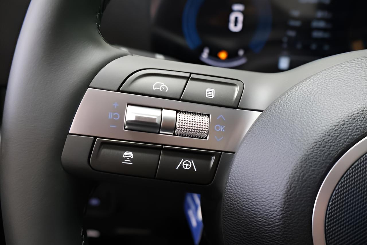 2027 Hyundai KONA SEL Sport FWD