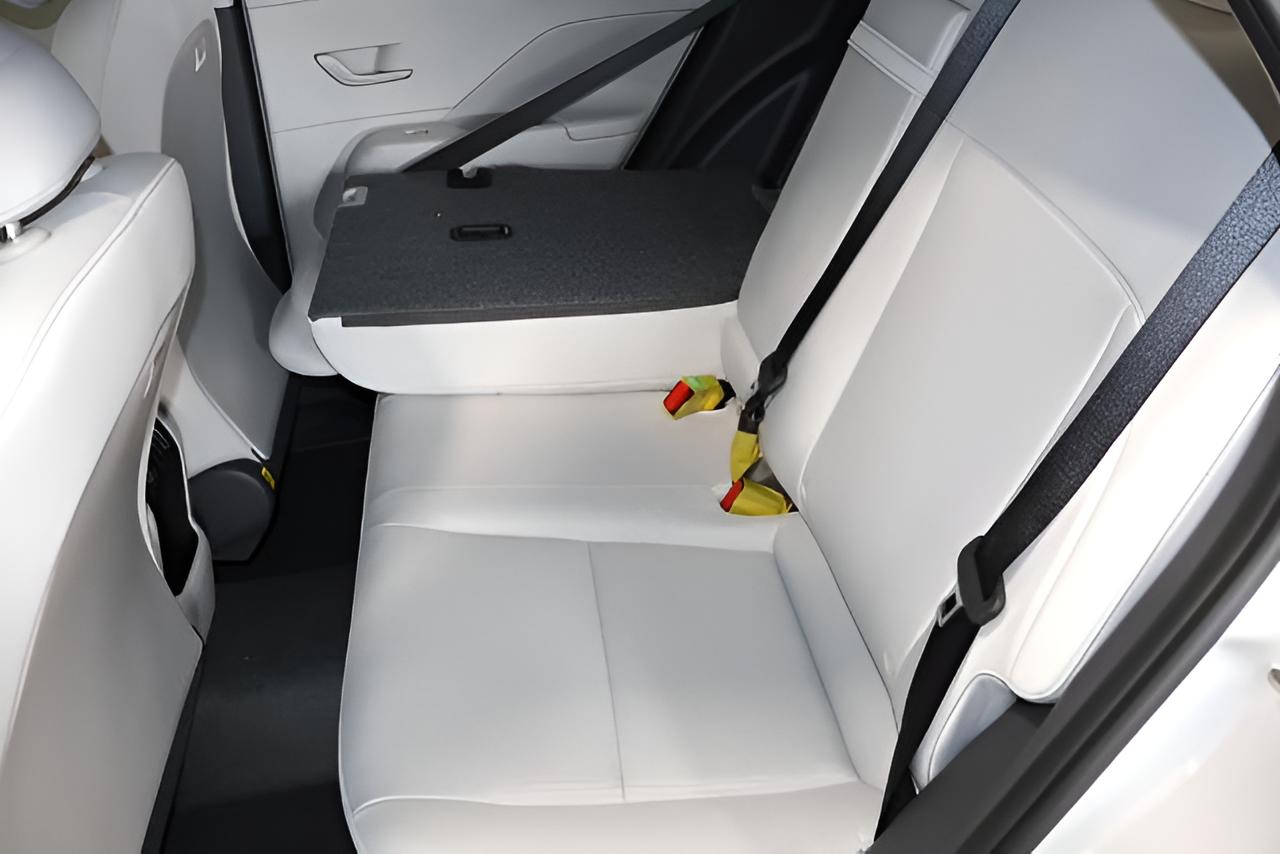 2027 Hyundai KONA SEL Sport FWD