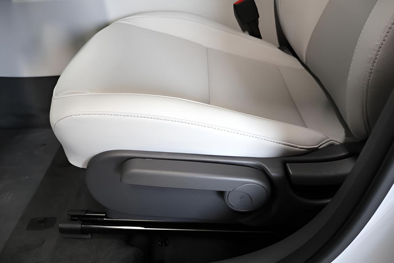 2027 Hyundai KONA SEL Sport FWD
