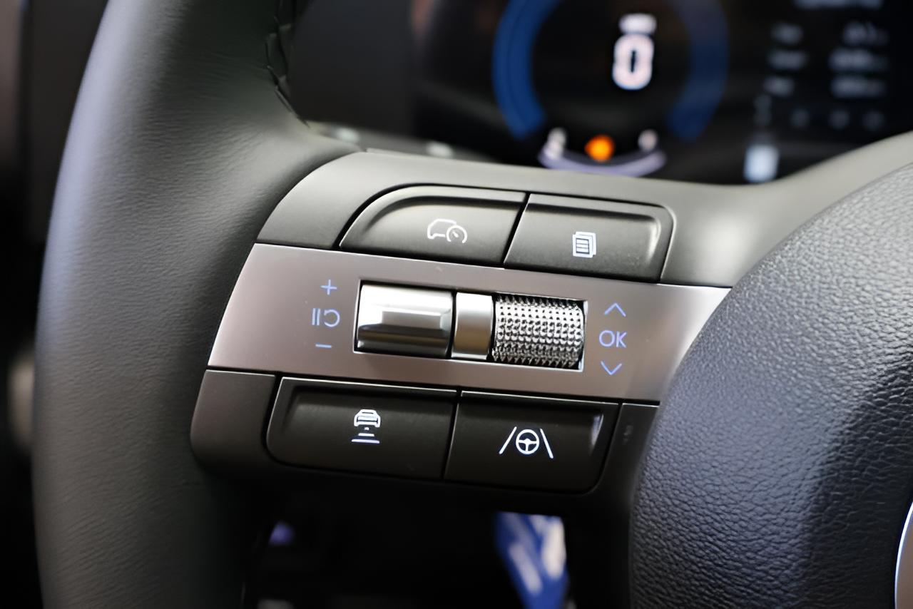 2027 Hyundai KONA SEL Sport FWD