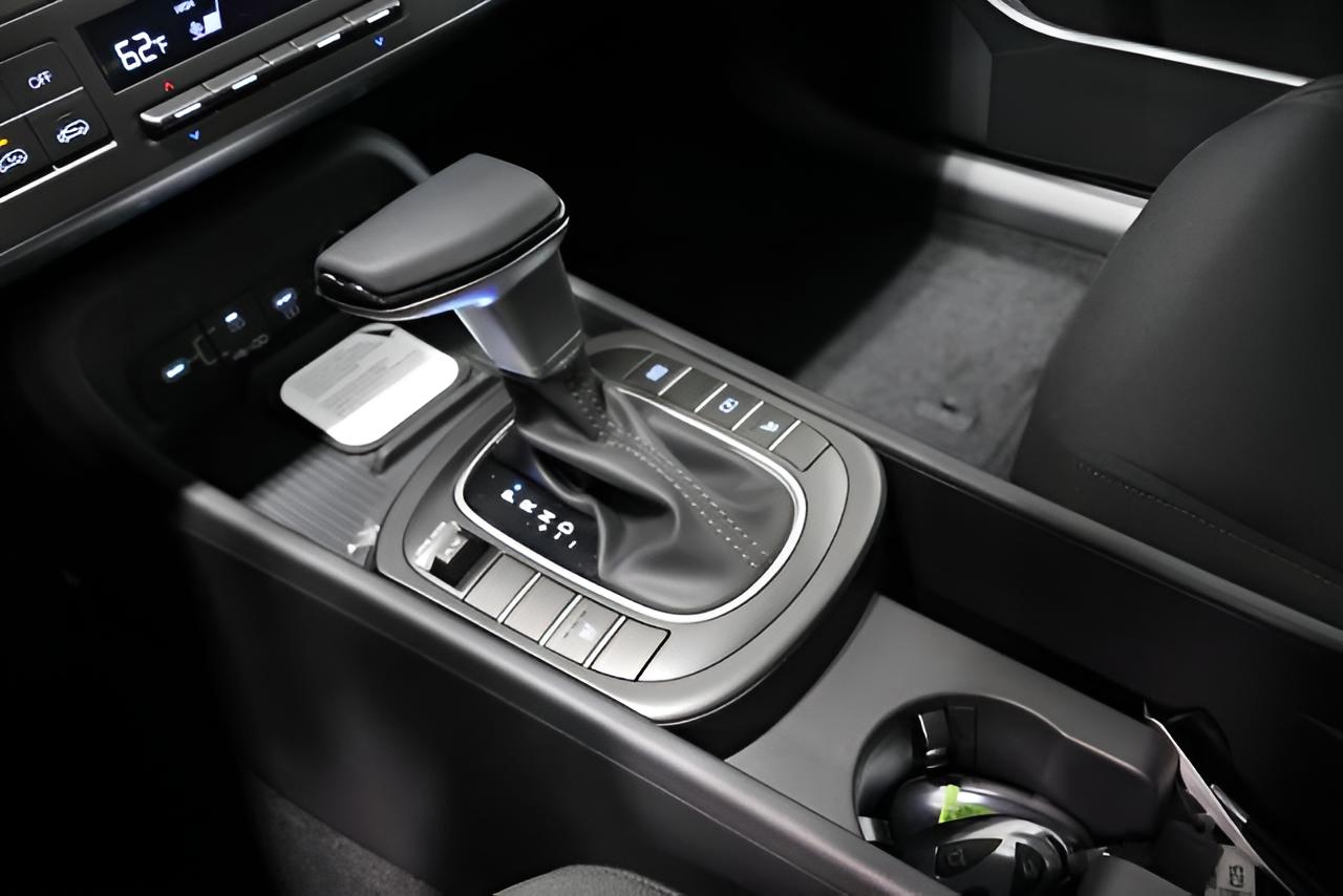 2027 Hyundai KONA SEL Sport FWD