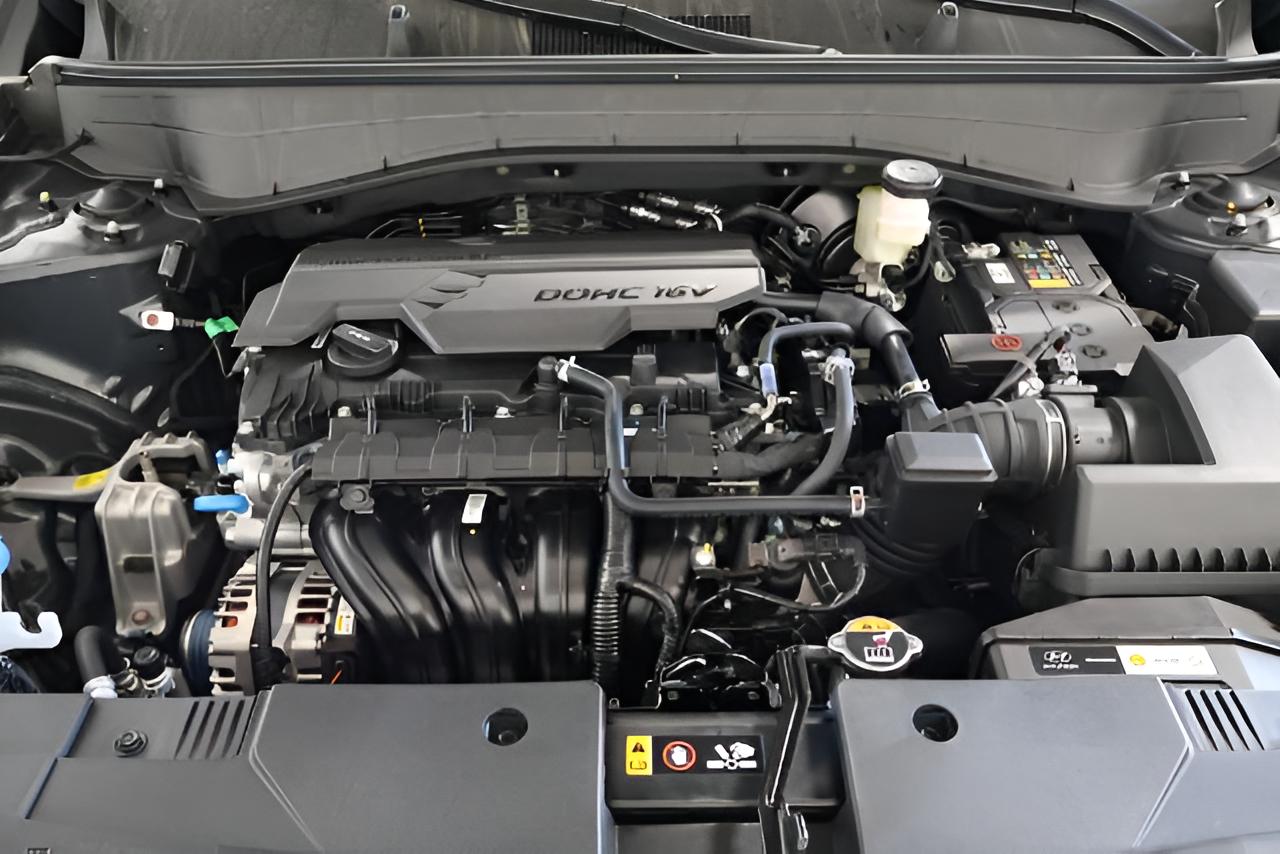 2027 Hyundai KONA SEL Sport FWD