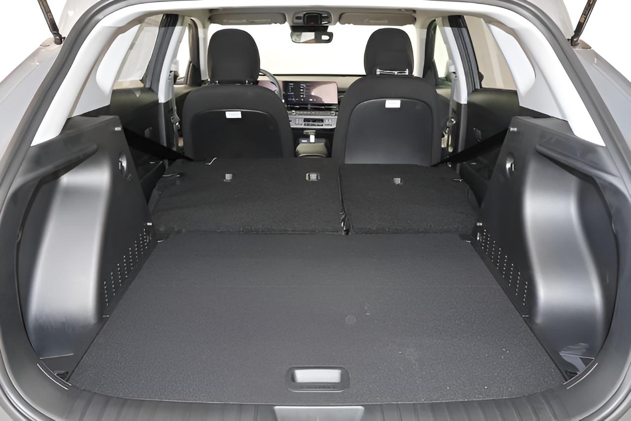 2027 Hyundai KONA SEL Sport FWD