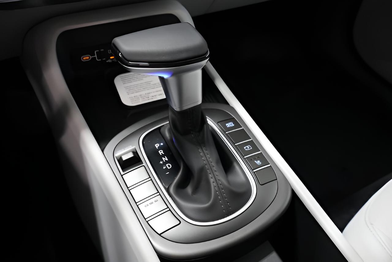 2027 Hyundai KONA SEL Sport FWD