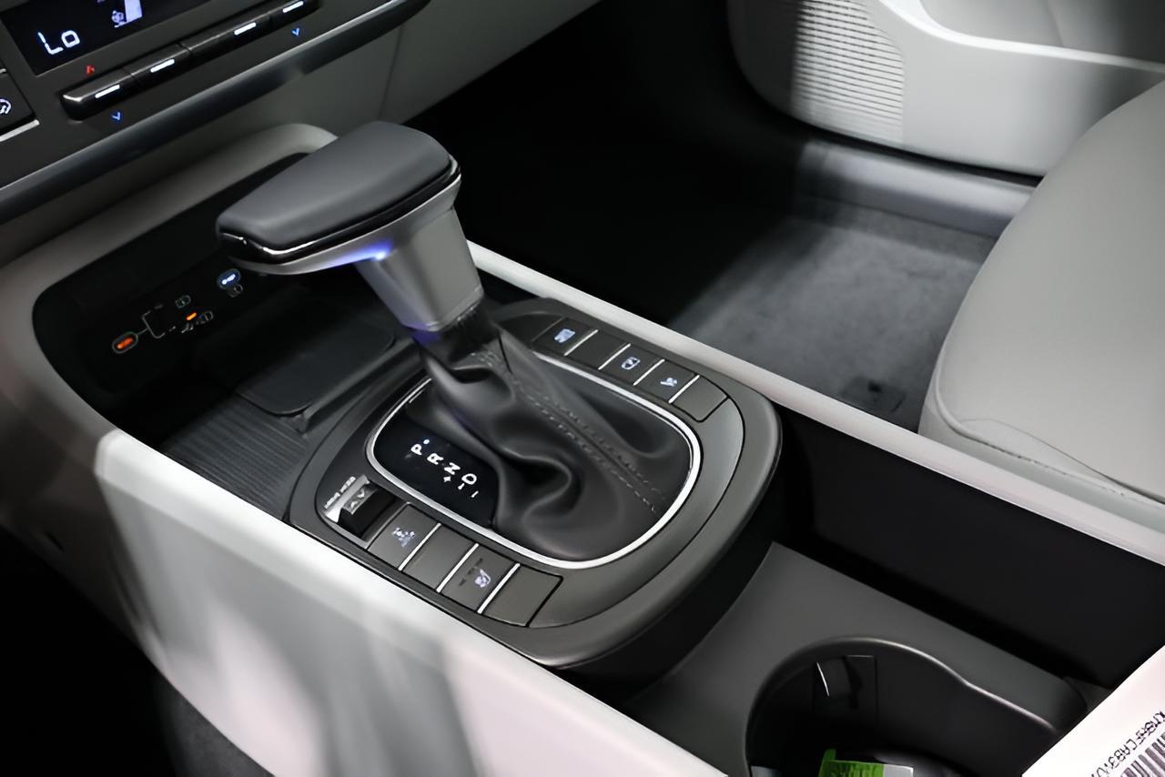 2027 Hyundai KONA SEL Sport AWD