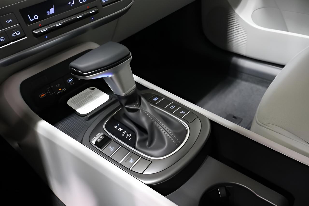 2027 Hyundai KONA SEL Sport AWD