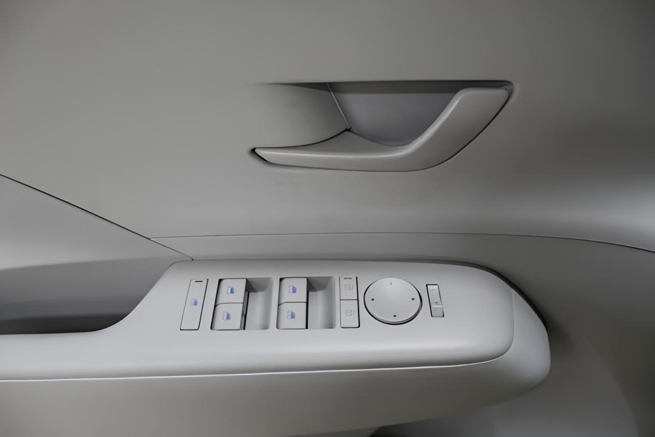 2027 Hyundai KONA SEL Sport AWD
