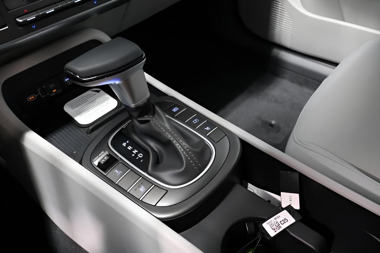 2027 Hyundai KONA SEL Sport AWD