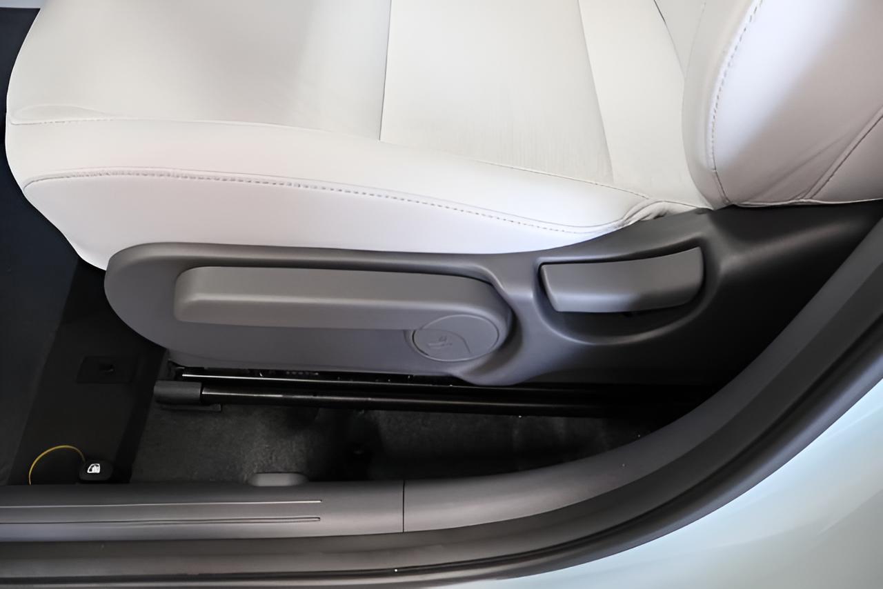 2027 Hyundai KONA SEL Sport AWD