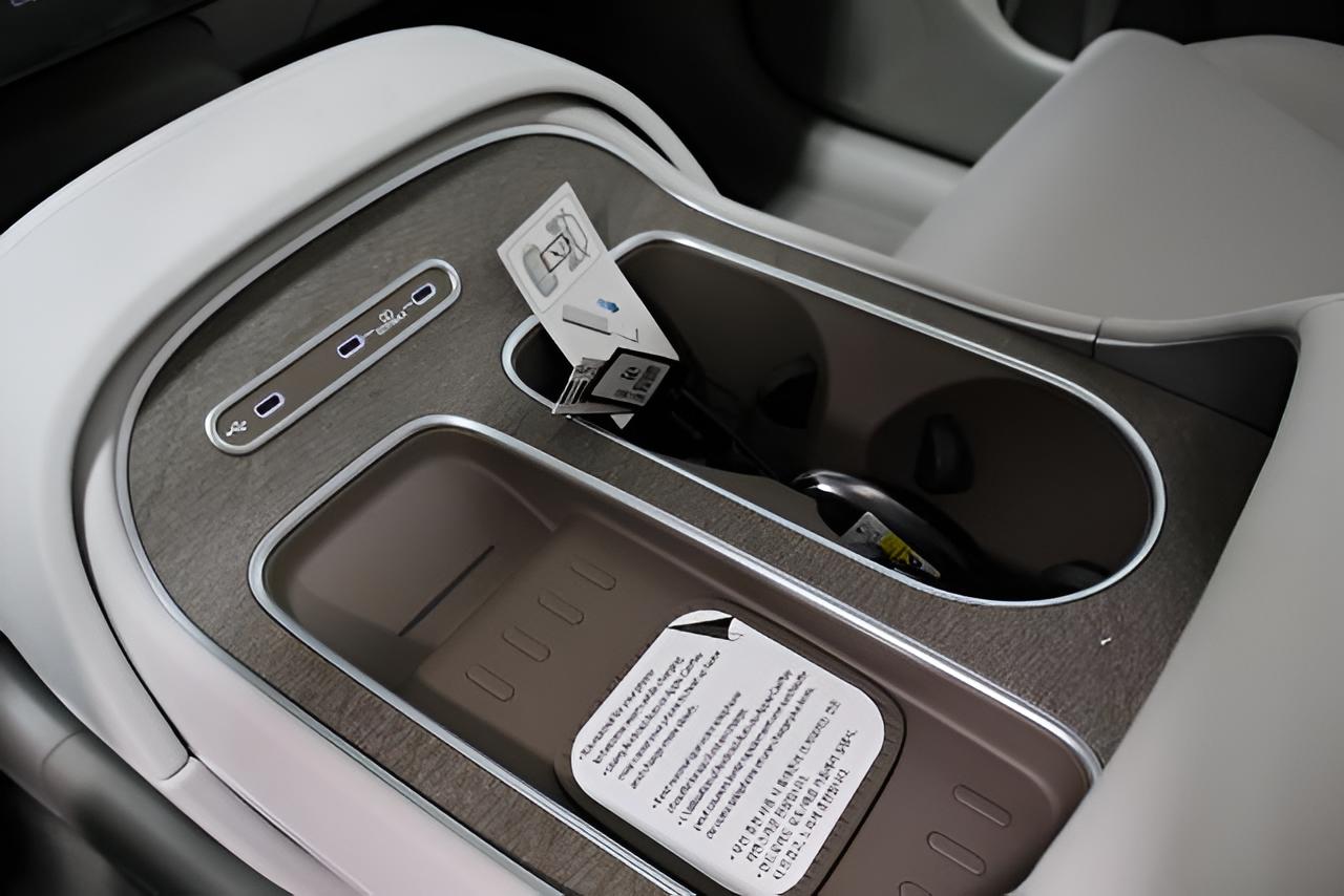 2026 Hyundai PALISADE HYBRID SEL Premium 7P AWD